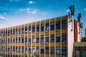 Одређен притвор малолетнику осумњиченом за отмицу младића у Новом Саду