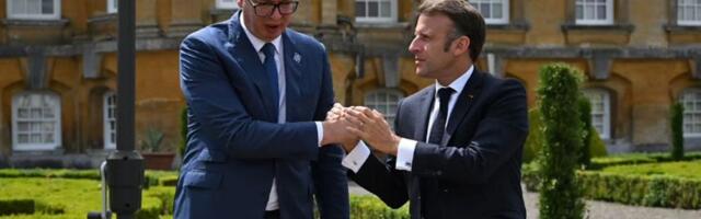 POLITIČKA KRIZA U FRANCUSKOJ Vučić brine za Rafale i nuklearku