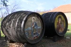 Рогљевачке пивнице као Али-бабина пећина – музеј старина има хиљаде експоната