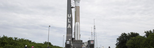 NASA danas lansira rover na Mars, traga za znacima života