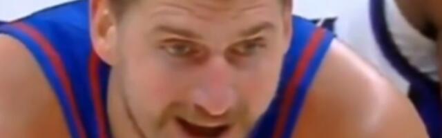 GURANJE I TEHNIČKA Jokić namagarčio protivnika, pa nije mogao da sakrije osmeh (VIDEO)