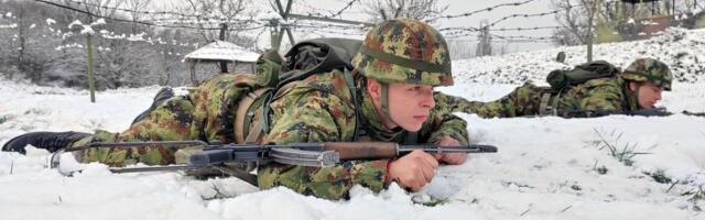Provera individualne obučenosti najmlađih vojnika: U potpunosti savladane sve prepreke FOTO