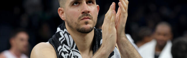 Ovo nije dobro: Isplivala slika Vanje Marinkovićaa, kapiten Partizana na štakama (FOTO)