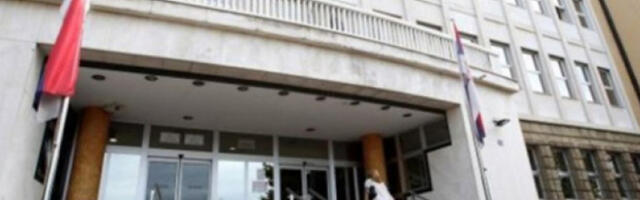 Не-упућени у ЈТОК немају ниједну правоснажну пресуду, а добијали дупло веће плате