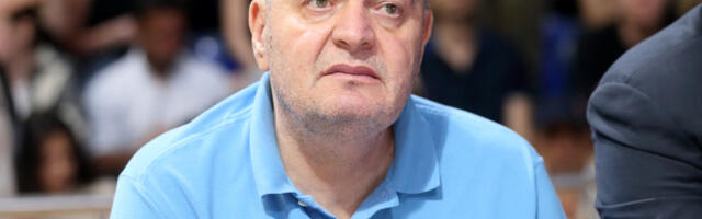 Umro Duško Vujošević!