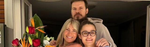 Saša Popović bi bio ponosan! Unuka Suzane Jovanović u maminom zagrljaju - mala Marta ukrala svu pažnju