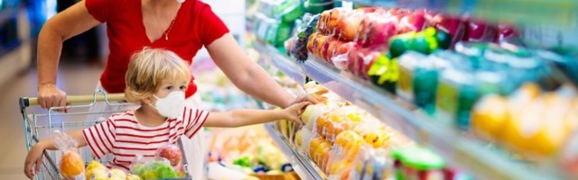 Deca starija od četiri godine moraju da nose maske