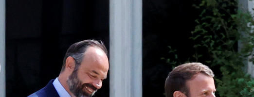 PALA VLADA: Francuski premijer Eduar Filip podneo ostavku