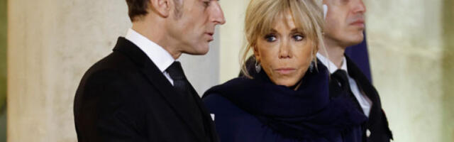 Француске феминисткиње поднеле тужбу против Брижит Макрон због увреде