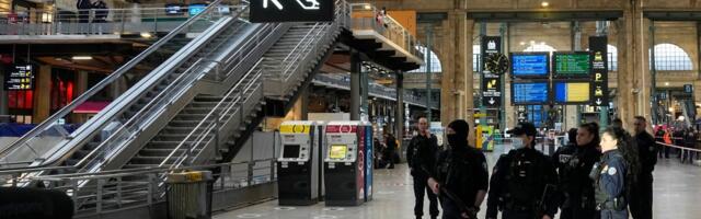 Velika kašnjenja i otkazivanja saobraćaja ispod Lamanša zbog problema sa napajanjem