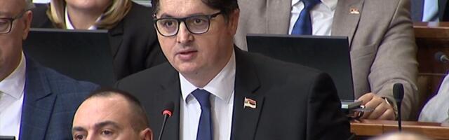 Zaposleni u JTOK na protestu ispred zgrade zbog Mrdićevih zakona