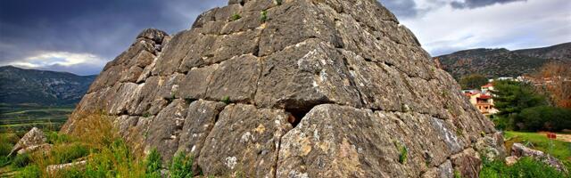 Jeste li čuli za grčke piramide? Prava antička zagonetka! Naučnici nisu sigurni čemu su služile