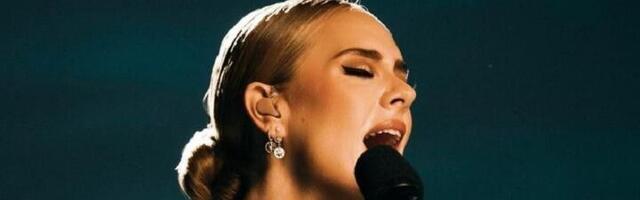 Ovo niko nije očekivao: Adel zaplesala oko šipke (VIDEO)