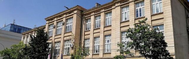 Zaposleni u Vazduhoplovnoj akademiji dobili dokumenta o otuđivanju imovine škole