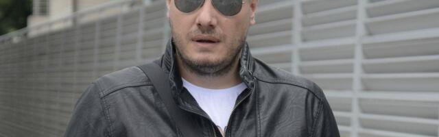 "DETE MU JE RODILA DRUGARICA, A ON IMA MUŽA" Šokantni detalji iz života muzičke zvezde: Istina nakon 15 godina: Bio sam mu u kući, žive svi zajedno!