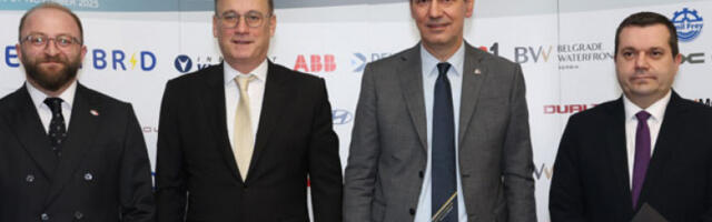 Поповић: Ми смо мала земља, али са јаком инжењерском традицијом