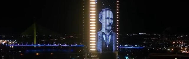 Kula Beograd zasijala u čast Jovana Jovanovića Zmaja