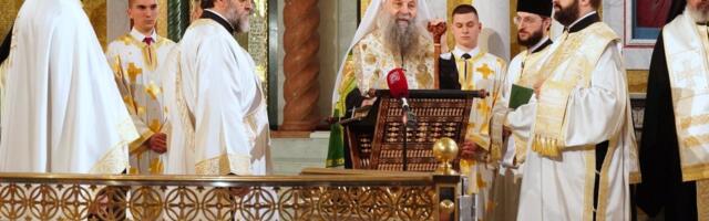 Dočekan Vaskrs na Kosovu i Metohiji: Patrijarh srpski Porfirije služio liturgiju