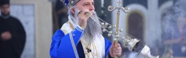 Kada je patrijarh Porfirije skinuo kapu, svi vernici su ostali zatečeni! Evo iz koja 3 razloga je to uradio