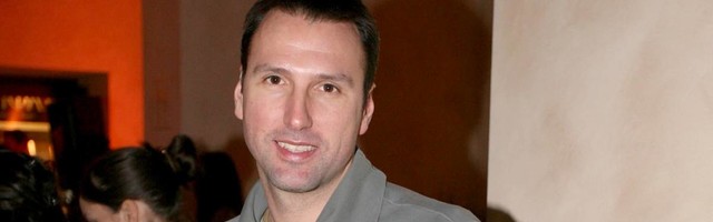 Novinara Milana Boškovića prijavila supruga da ju je pretukao u stanu, privela ga policija