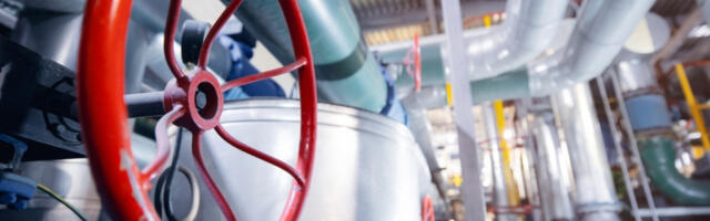 62 DANA NI KAP NAFTE NIJE STIGLA NAFTOVODOM Srbija ostala na nogama i uprkos TEŠKIM MOMENTIMA, građani ništa nisu osetili