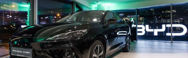 Superhibrid budućnosti stigao u Srbiju: Na događaju u BYD salonu predstavljen novi BYD SEAL 5 DM-i