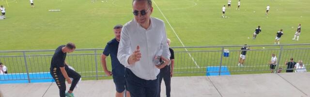 Rasim Ljajić došao da prati meč Partizan - Nefči, sa njim je u društvu bio generalni direktor kluba iz Srbije
