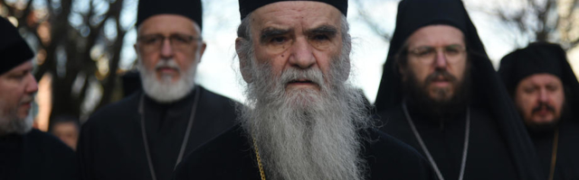 “Došao sam da molim za oproštaj”: Amfilohije pred sudom u Nikšiću