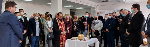 SNS u Kragujevcu obeležila Svetu Petku, bivši gradonačelnik nije došao na slavu