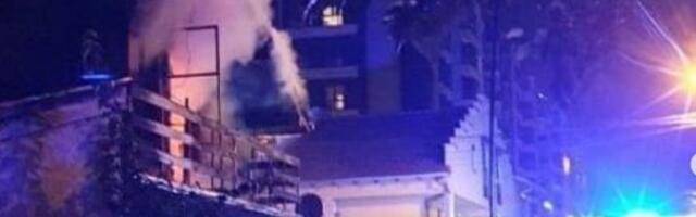 "VIDEO SAM DA NEŠTO GORI, A ONDA SAM SHVATIO DA JE TO MOJA KUĆA I DA JE BRAT U NJOJ" Vatrena stihija progutala potkrovlje na Voždovcu (VIDEO/FOTO)