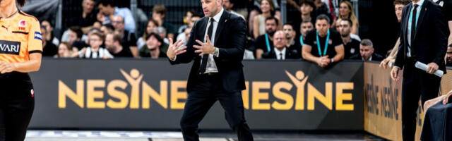 ONO KAD SE PUNA HALA U TURSKOJ DERE "DUŠAN, DUŠAN": Bešiktaš izgubio, Alimpijević dobio OVACIJE! (VIDEO)