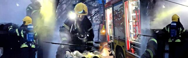 Drama: Zapalio se auto-servis, pa izgorela porodična kuća