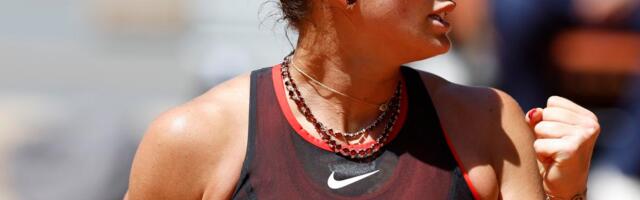 Sabalenka zaigrala sa dijamantima oko vrata, pa oštro odgovorila kritičarima: Svi znaju da sam ja obezbeđena!