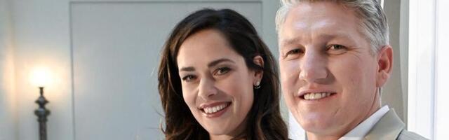 "KAO U DOBRA STARA VREMENA" U jeku vesti o razvodu Ana Ivanović se oglasila iz Madrida - Ne mari za priče o njoj i mužu Bastijanu! (FOTO)