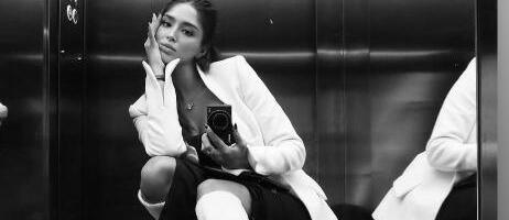 ĐINA DŽINOVIĆ OBJAVILA FOTKU SA MISTERIOZNIM DEČKOM: Raskinula sa Andrejom, a sad se s njim voza u besnoj mašini, pa završili na ovom luks mestu!