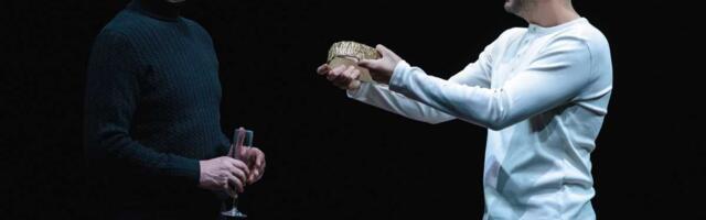 Ovacije za Milana Marića i ceo ansambl: Premijera "Ričarda Drugog" u Jugoslovenskom dramskom pozorištu