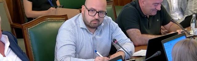 „Neće je biti ni do kraja maja…“: Poslanik o sednici Skupštine o poverenju Vladi