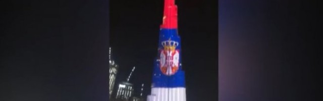 BURDŽ KALIFA U BOJAMA SRPSKE ZASTAVE! /VIDEO/