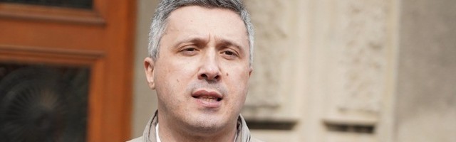 Obradović: Da li policija hapsi po šemi iz moje knjige?