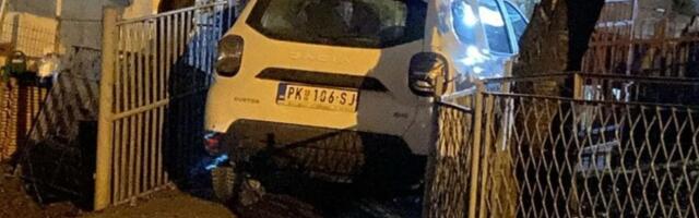 Odgovor na tekst "Zloupotreba ili ne: Vozilo ustanove u dvorištu zaposlene?"