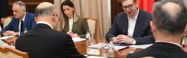 VUČIĆ SA DELEGACIJOM IZ KINE I PREDSEDNIKOM HBIS-a: Sadržajan razgovor o saradnji (FOTO)