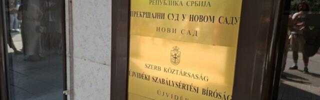 Protest ispred Prekršajnog suda u Novom Sadu, podrška studentima i građanima zbog prekršajnih prijava