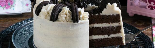 Oreo torta koja uvek uspeva: Jednostavna, sočna i kremasta, a domaćice će vam zavideti