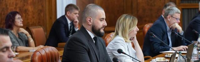 Ministar Zukorlić na sjednici Vlade: Preporuka nije dovoljna, tražimo zakonsku garanciju slobodnih dana za Bajram