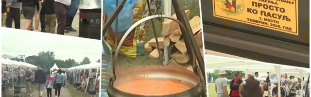 Temerin kuvao u velikom stilu! Pasuljijada okupila hiljade ljudi: Bacanje akumulatora s ramena i "pijani penali" podigli atmosferu (VIDEO)