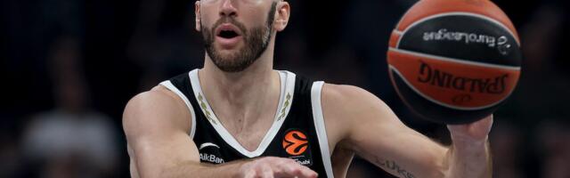 Potpisao na dve godine: Kalates napustio Partizan, ali će i dalje nositi crno-beli dres