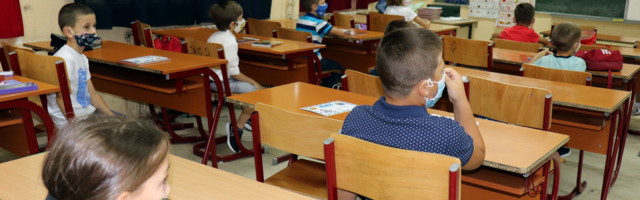 POMEREN ZAVRŠNI ISPIT: Školska godina duža za nekoliko dana