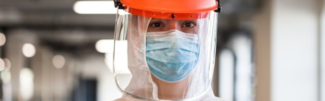 Zaražene još 1.592 osobe, umro 21 pacijent