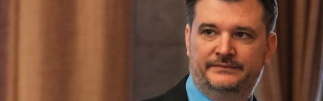 JOVANOV ODGOVORIO VULETIĆU: S glavosečama slavio Novu godinu, koliko li je para dobio da brani te okorele kriminalce?!