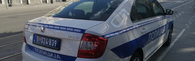 Lančani sudar četiri vozila na Autokomandi